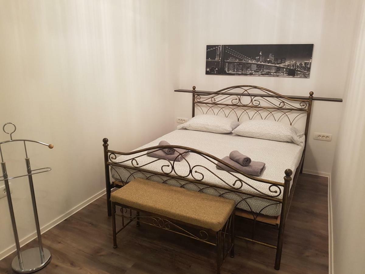 Apartment Ida โคเปร์ ภายนอก รูปภาพ